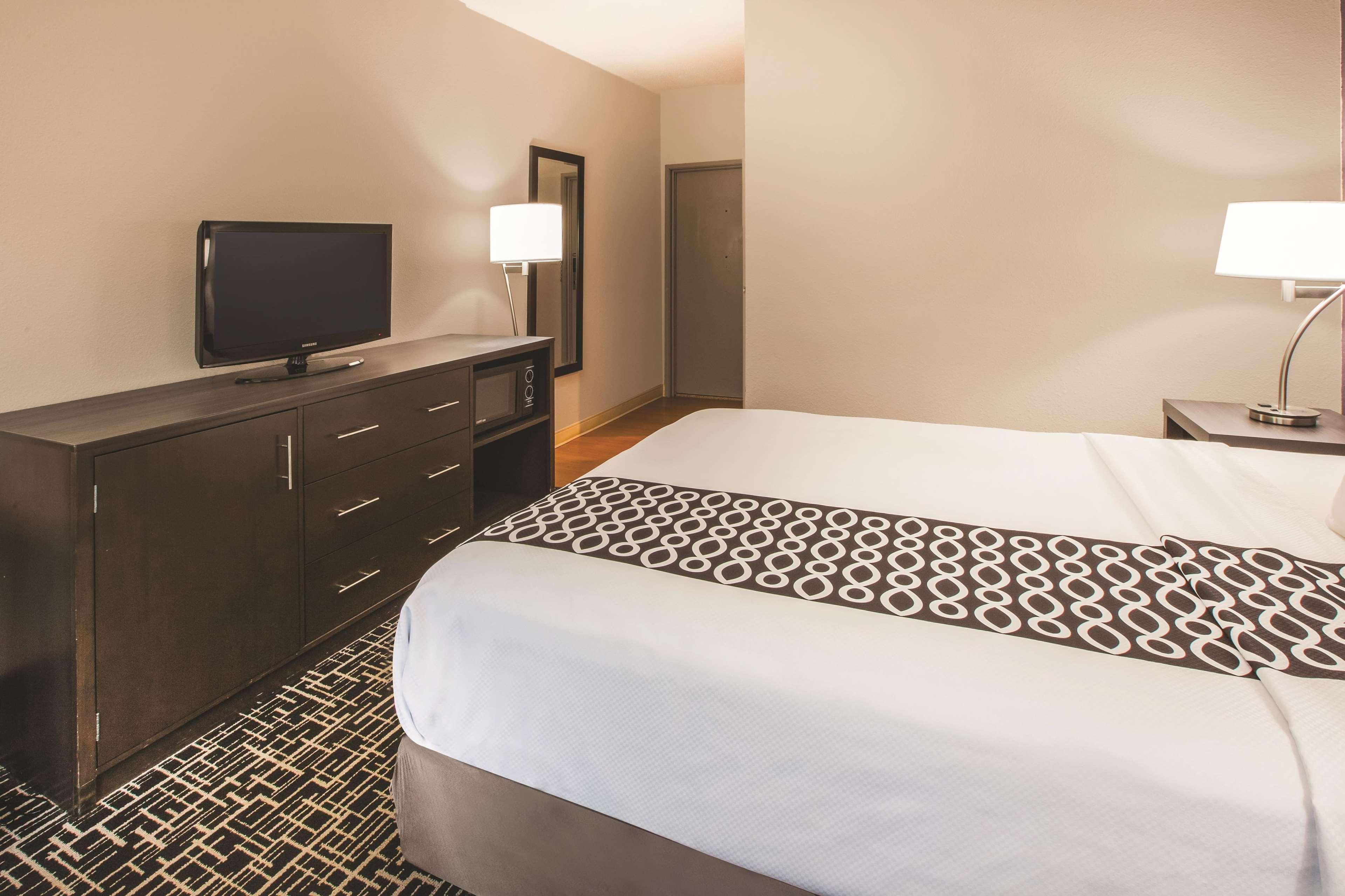 La Quinta Inn By Wyndham Indianapolis North Екстер'єр фото