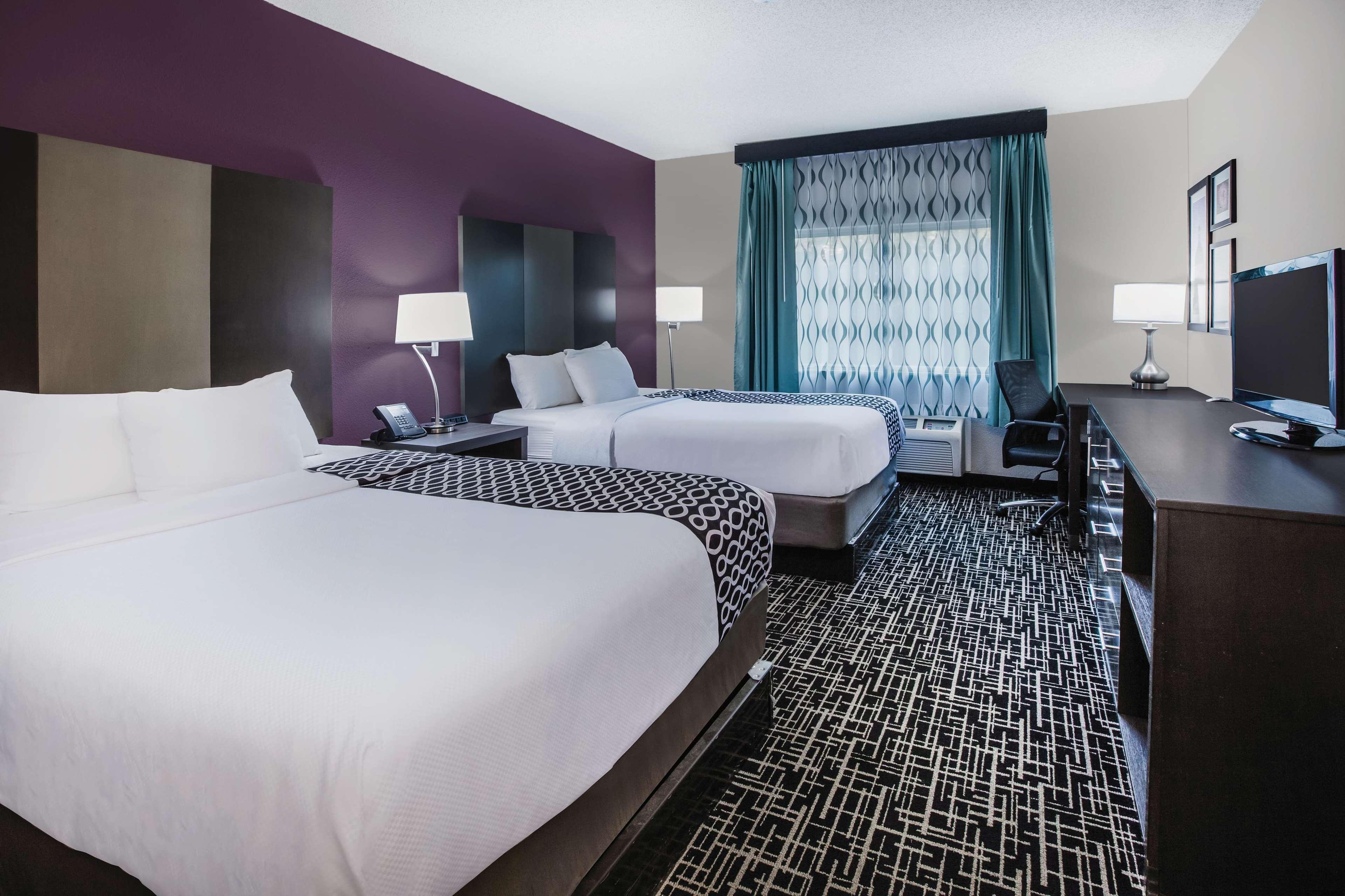 La Quinta Inn By Wyndham Indianapolis North Екстер'єр фото