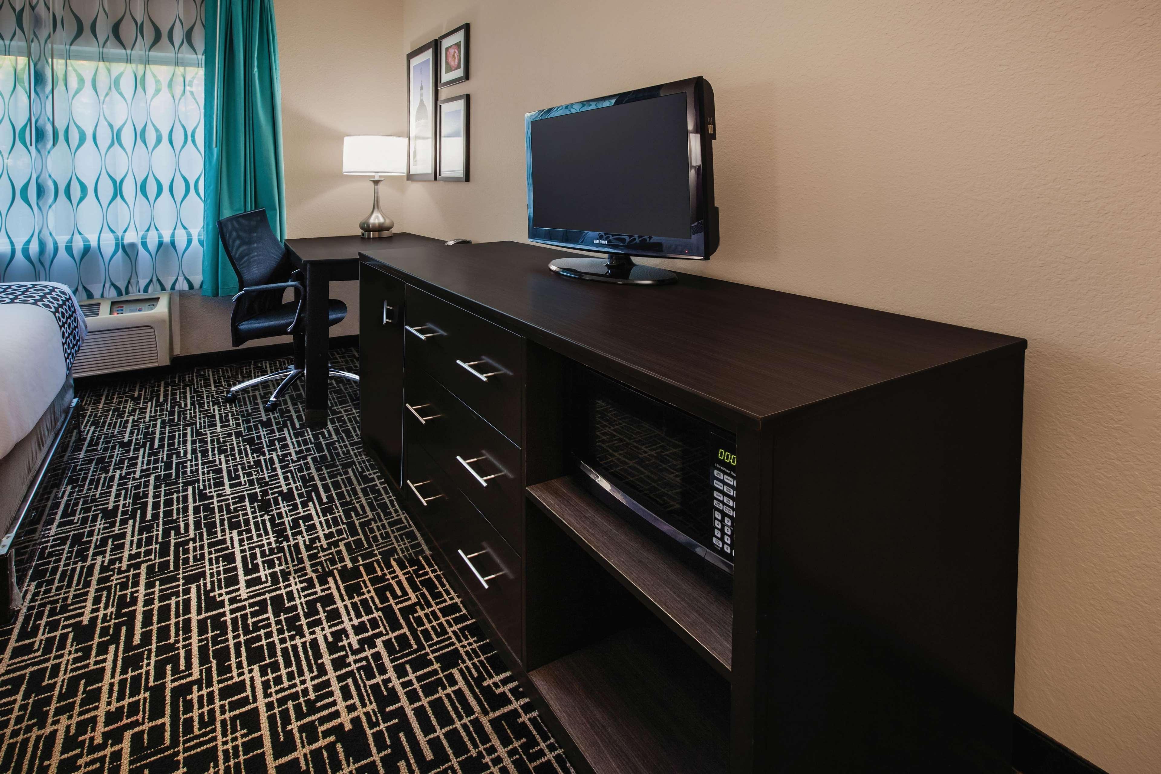 La Quinta Inn By Wyndham Indianapolis North Екстер'єр фото