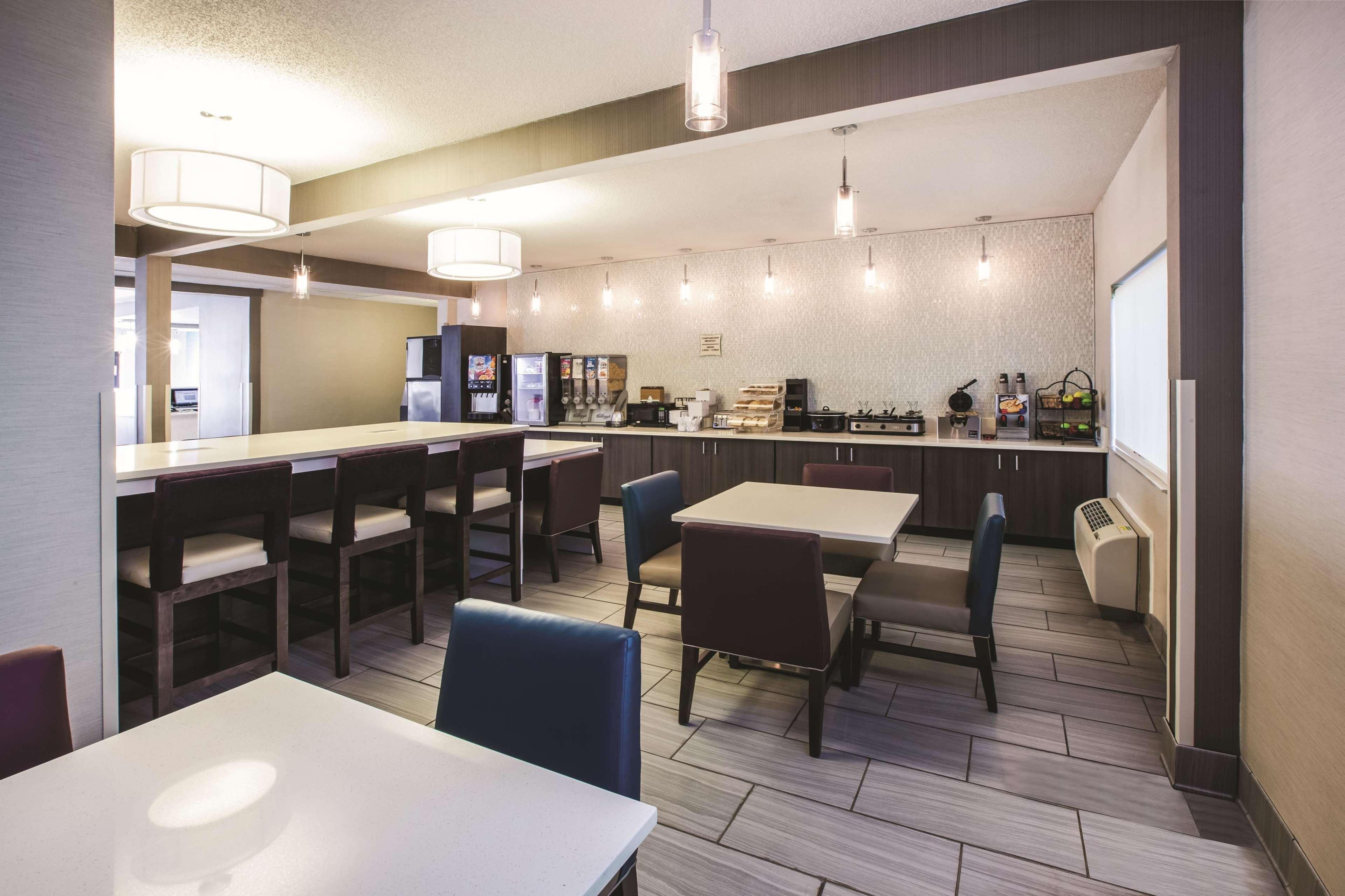 La Quinta Inn By Wyndham Indianapolis North Екстер'єр фото