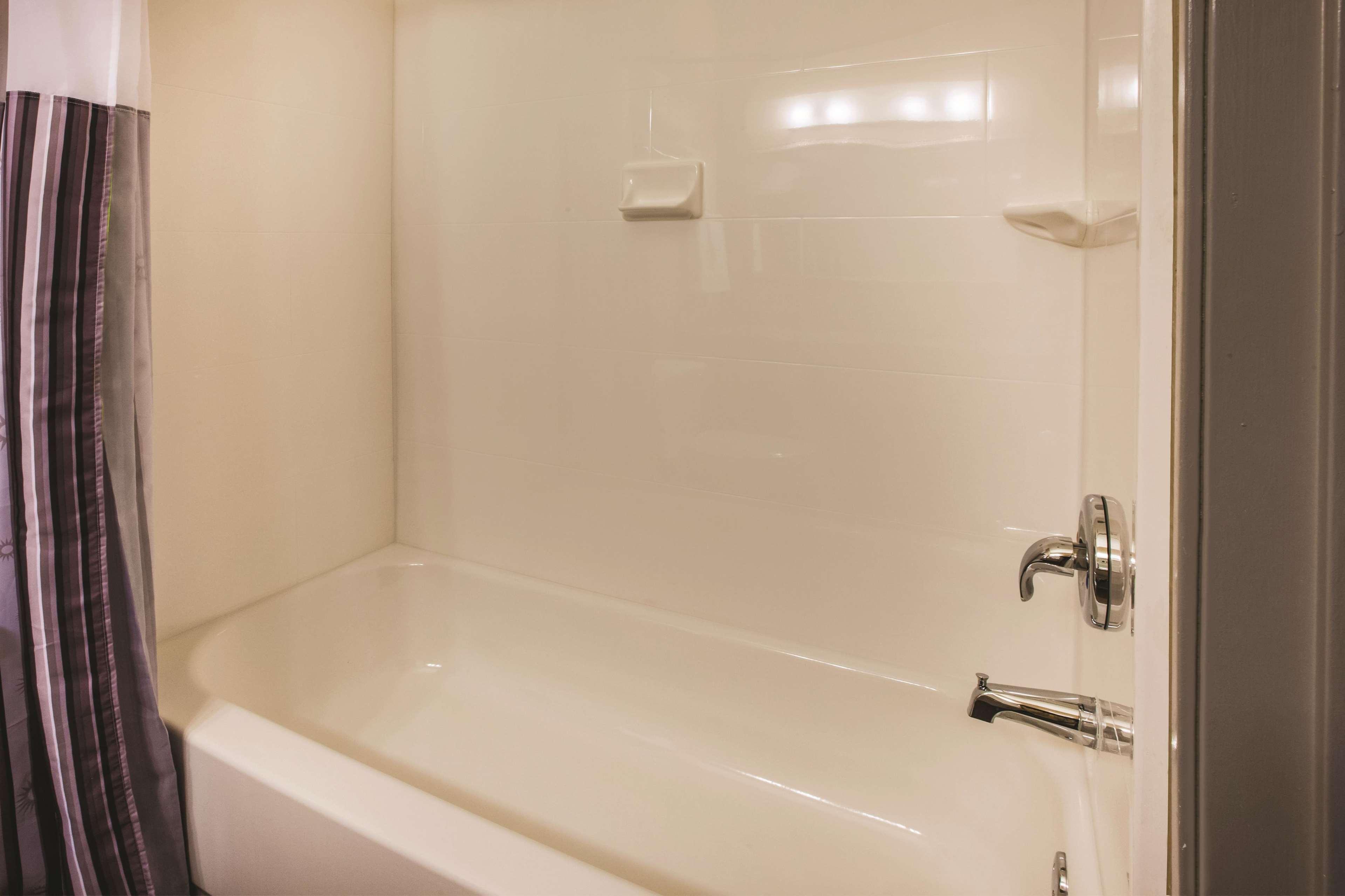 La Quinta Inn By Wyndham Indianapolis North Екстер'єр фото